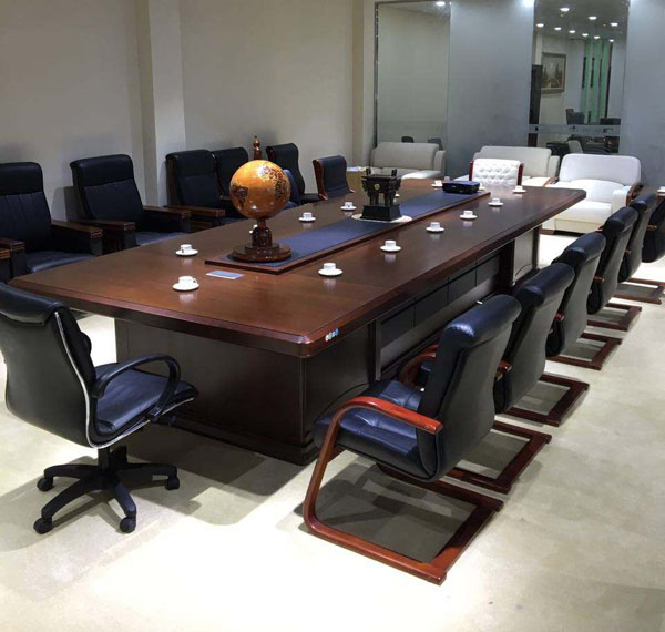 不同材質(zhì)與種類的辦公家具如何養(yǎng)護(hù)？